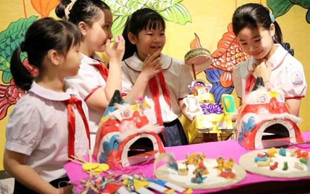 President wishes children joyful Mid-Autumn Festival